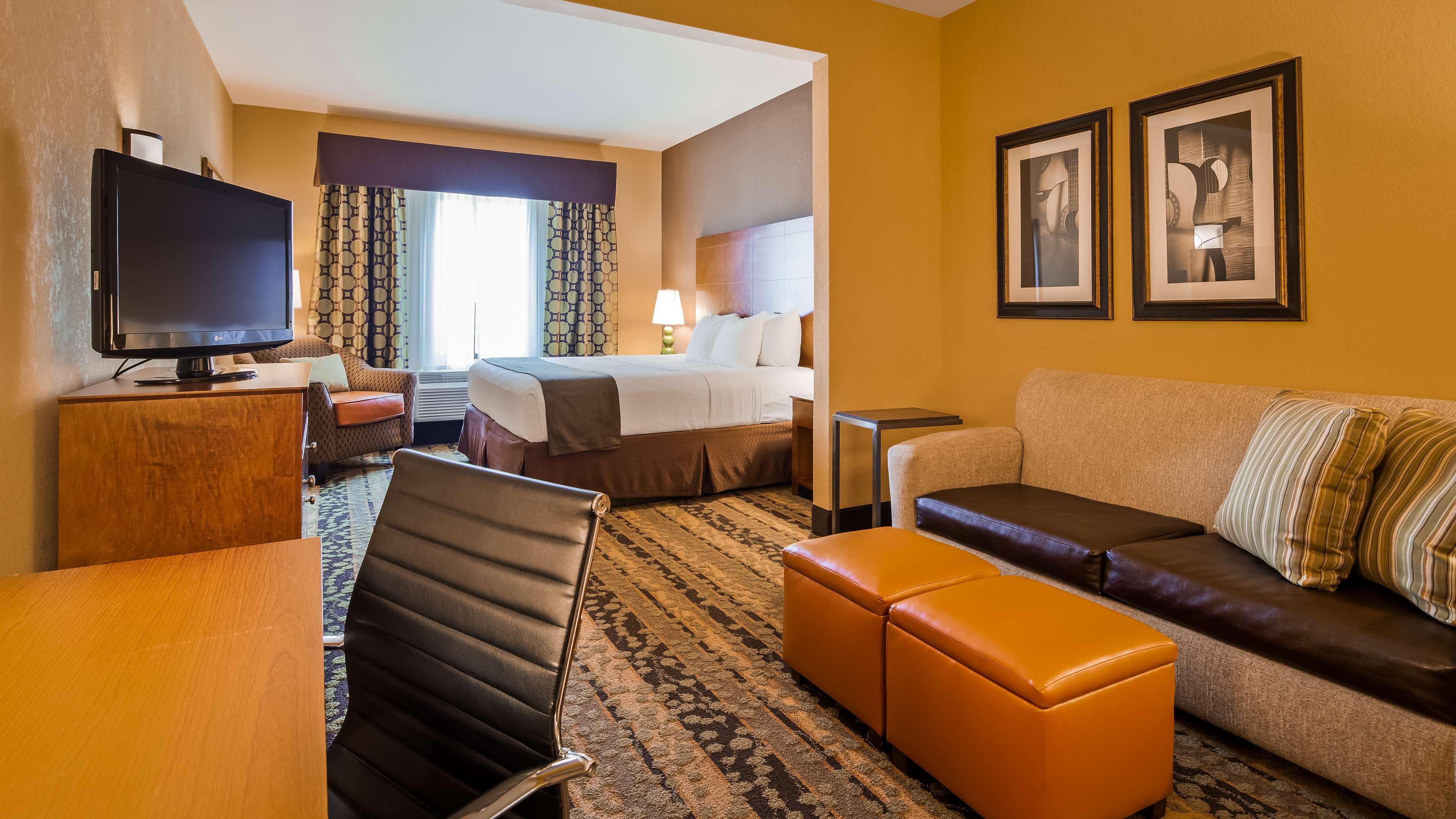 Best Western Plus Tupelo Inn & Suites Εξωτερικό φωτογραφία