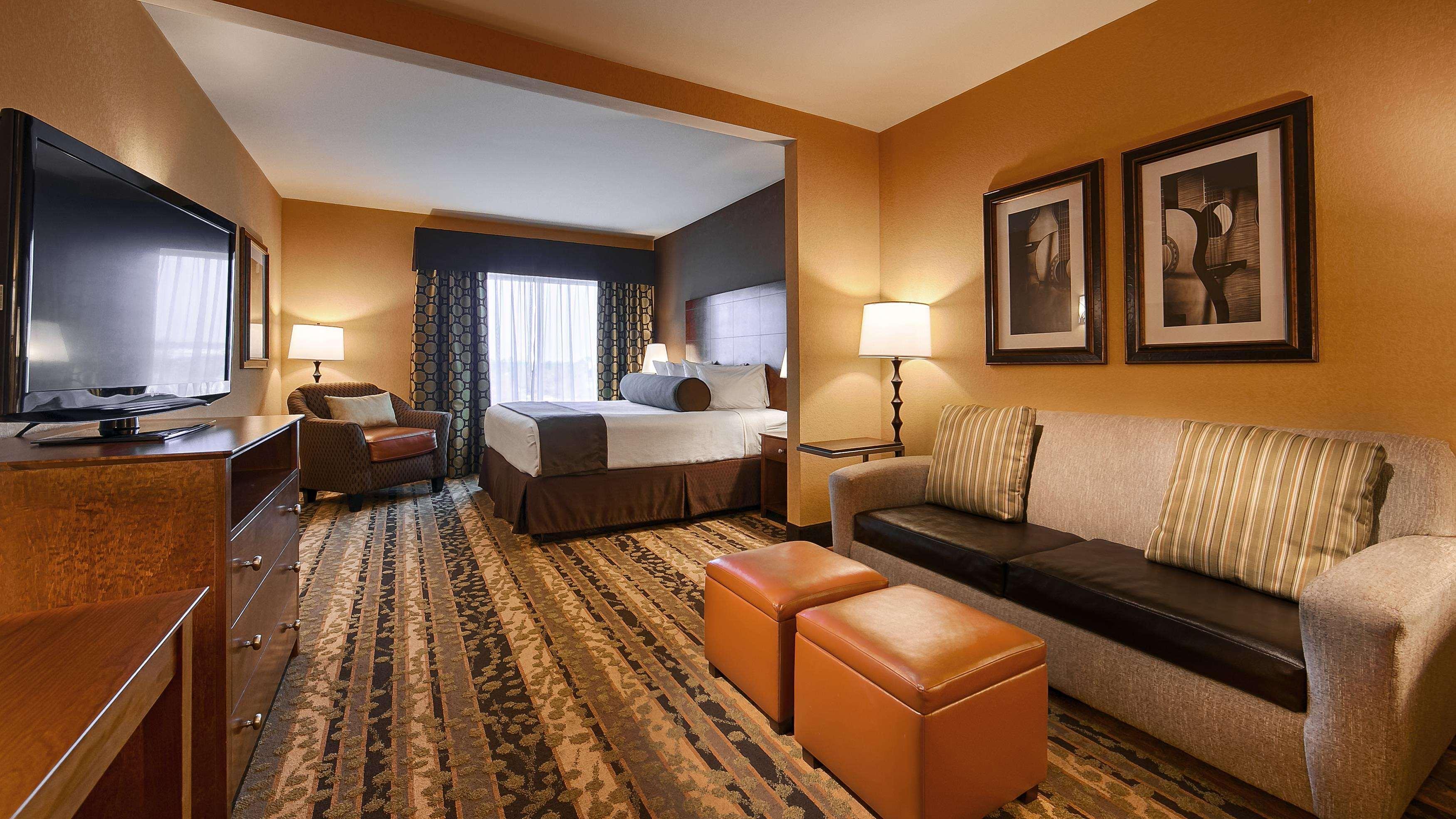 Best Western Plus Tupelo Inn & Suites Εξωτερικό φωτογραφία