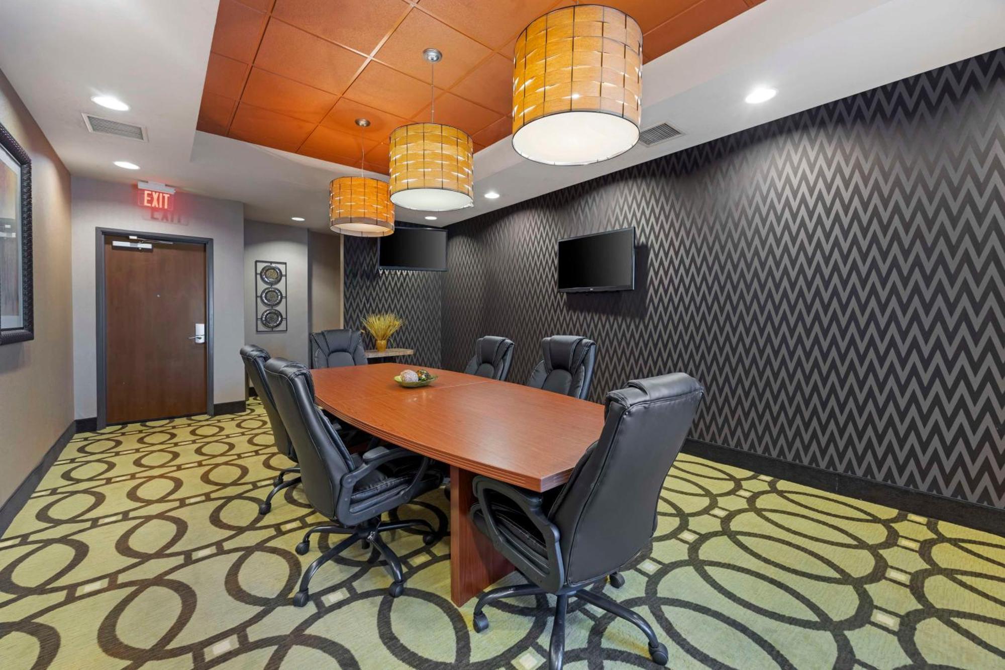 Best Western Plus Tupelo Inn & Suites Εξωτερικό φωτογραφία
