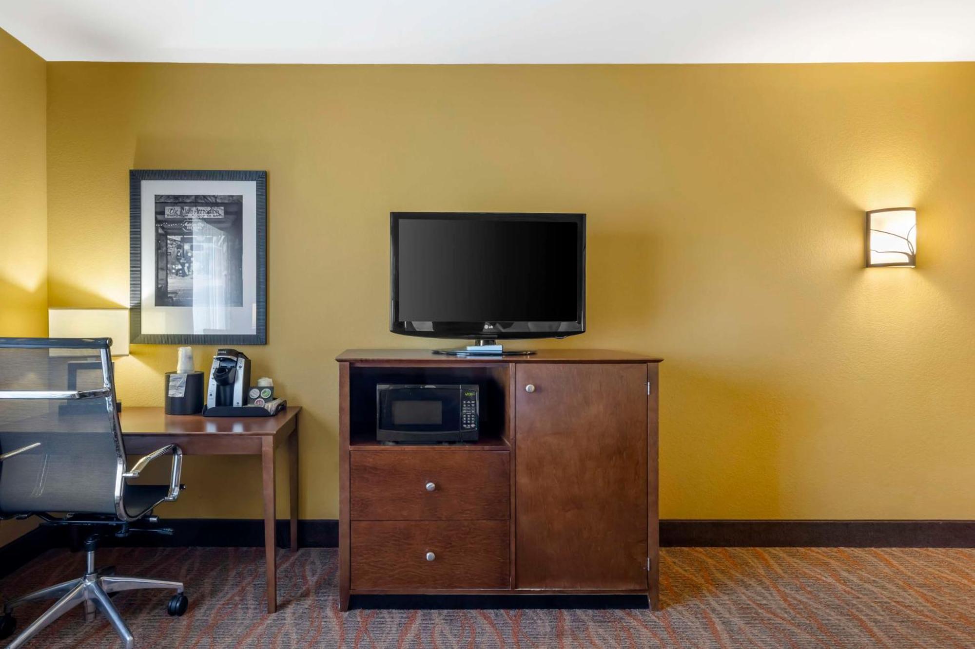 Best Western Plus Tupelo Inn & Suites Εξωτερικό φωτογραφία